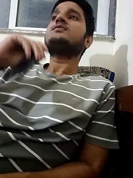 Jonrobinso online show from October 31, 2025, 2:02 pm