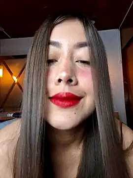 Snapshot of Maralains chatting on April 27, 2026, 6:33 am Maralains online show from April 27, 2026, 6:33 am