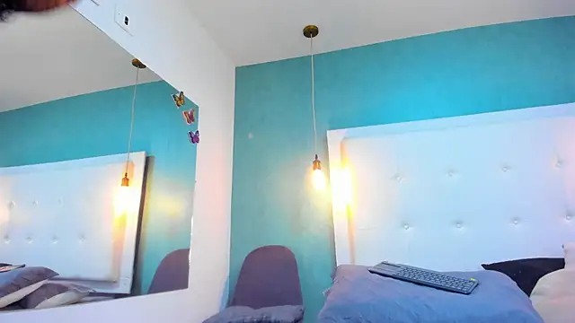 Snapshot of _evamilf_ chatting on January 14, 2026, 1:04 pm evamilf online show from January 14, 2026, 1:04 pm