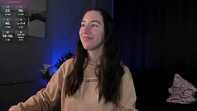 Snapshot of Belle_Via chatting on March 3, 2026, 6:15 pm Belle Via online show from March 3, 2026, 6:15 pm