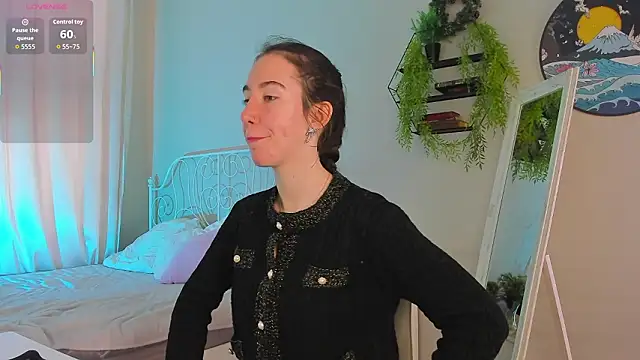 Snapshot of Belle_Via chatting on March 15, 2026, 9:38 am Belle Via online show from March 15, 2026, 9:38 am