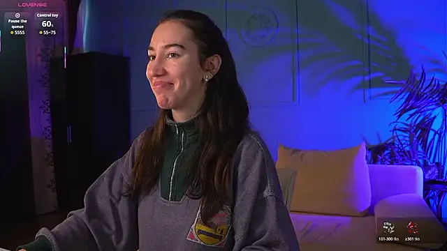 Snapshot of Belle_Via chatting on March 11, 2026, 10:31 am Belle Via online show from March 11, 2026, 10:31 am