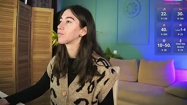 Snapshot of Belle_Via chatting on October 20, 2025, 1:11 pm Belle Via online show from October 20, 2025, 1:11 pm