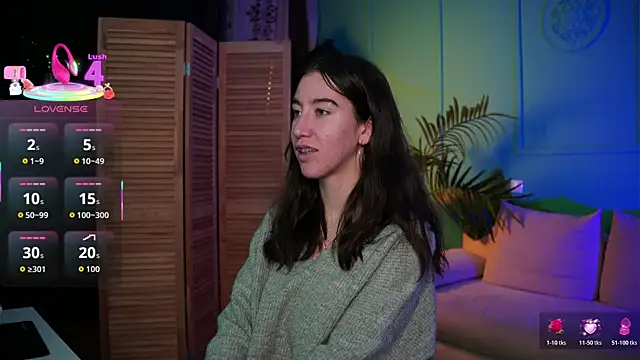 Snapshot of Belle_Via chatting on October 24, 2025, 3:33 pm Belle Via online show from October 24, 2025, 3:33 pm