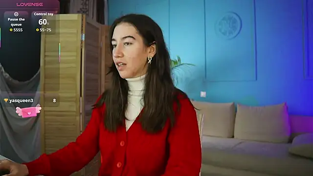 Snapshot of Belle_Via chatting on November 28, 2025, 3:34 pm Belle Via online show from November 28, 2025, 3:34 pm