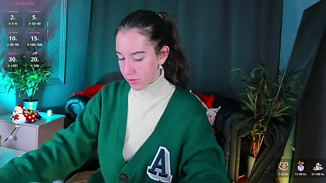 Snapshot of Belle_Via chatting on February 4, 2026, 12:44 pm Belle Via online show from February 4, 2026, 12:44 pm