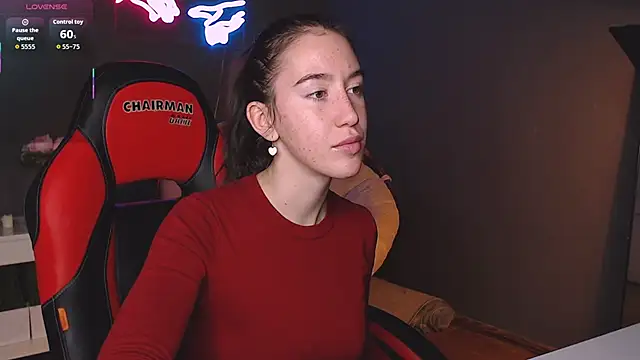 Snapshot of Belle_Via chatting on March 17, 2026, 2:20 pm Belle Via online show from March 17, 2026, 2:20 pm