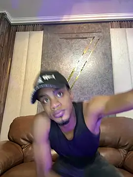 AaronCruz  online show from March 18, 2025, 7:12 pm