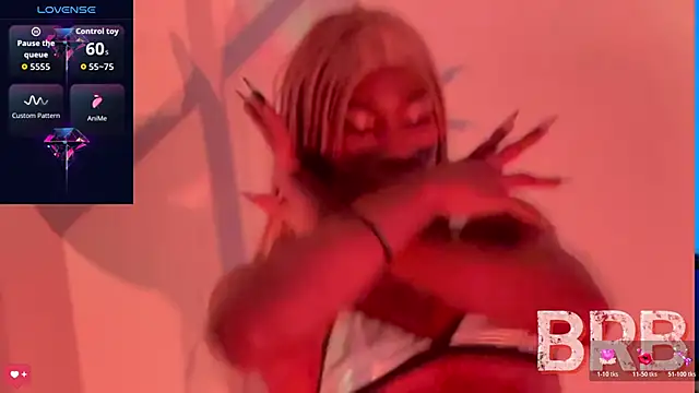 Kendall Gil online show from November 14, 2025, 6:06 am