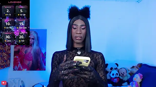 Kendall Gil online show from November 2, 2025, 12:37 am