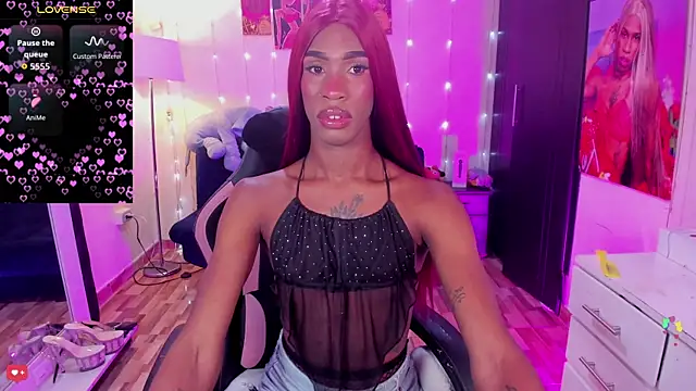 Kendall Gil online show from May 26, 2026, 2:53 am