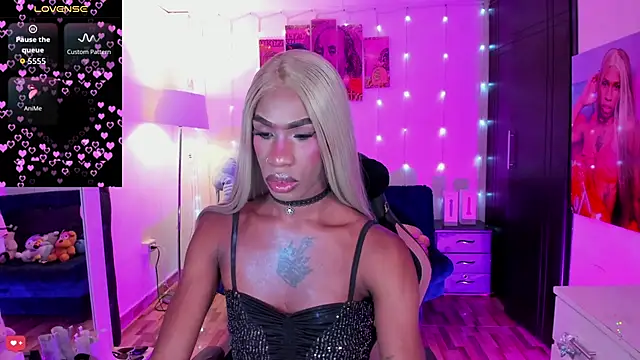 Kendall Gil online show from May 9, 2026, 5:22 am