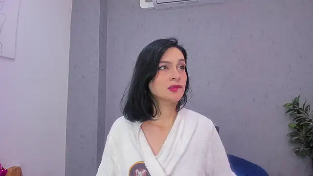 Tiffany mendez online show from December 5, 2025, 12:15 pm