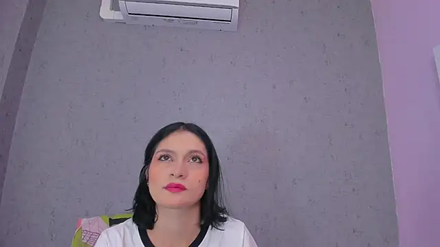 Tiffany mendez online show from October 6, 2025, 12:17 pm