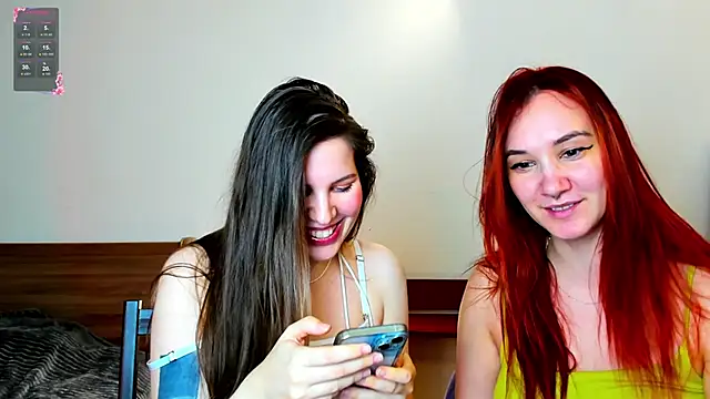 Snapshot of Annie_aww chatting on January 6, 2025, 12:27 am Annie aww online show from January 6, 2025, 12:27 am