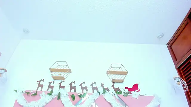 nahomygrey  online show from December 19, 2025, 7:38 pm