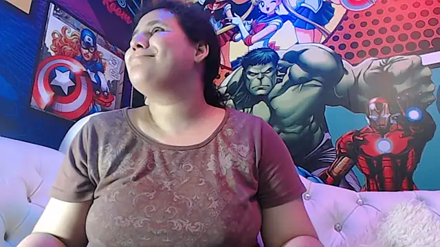 candy hairy online show from December 5, 2025, 2:32 am