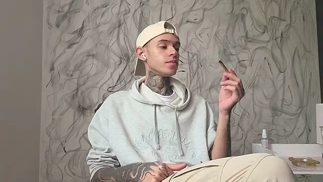 Saturno v online show from October 11, 2025, 3:35 pm