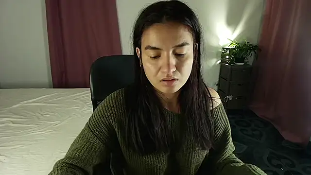 ChloeSanchezx online show from May 11, 2026, 3:19 am