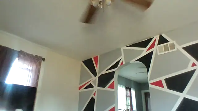 lilbishmiss online show from November 14, 2025, 5:49 pm