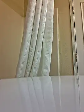 Snapshot of lilbishmiss chatting on May 30, 2026, 11:54 pm lilbishmiss online show from May 30, 2026, 11:54 pm