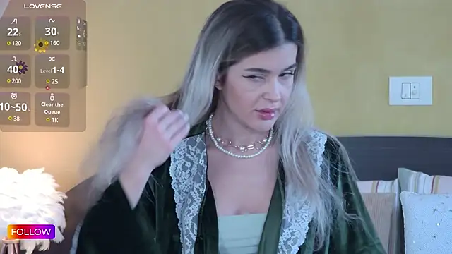 Sarah-Hart online show from March 4, 2025, 5:21 am