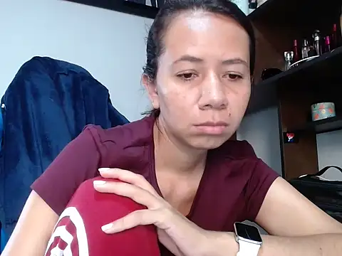 Erotic latina online show from October 31, 2025, 12:13 pm