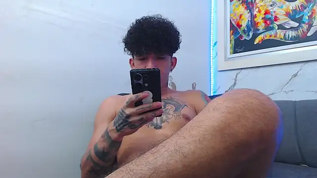 Snapshot of targuerian22 chatting on March 11, 2026, 9:53 pm targuerian22 online show from March 11, 2026, 9:53 pm