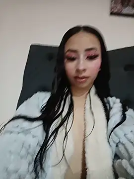 hanna  azumi online show from May 22, 2026, 10:08 pm