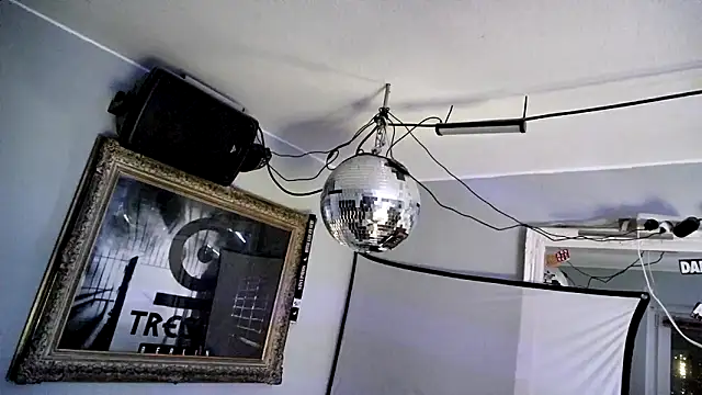 pillepallex84x online show from October 30, 2025, 9:22 pm