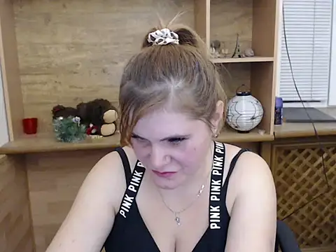 DaniellaKiss online show from February 8, 2026, 10:18 pm