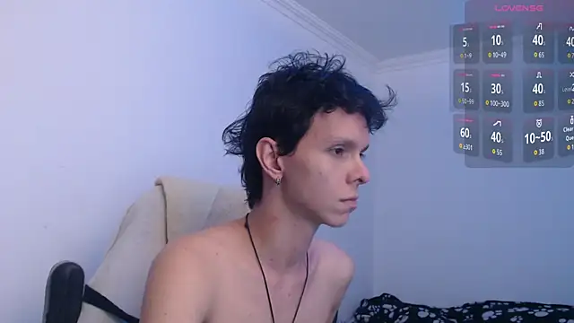 bryamado69 online show from April 25, 2026, 3:53 pm