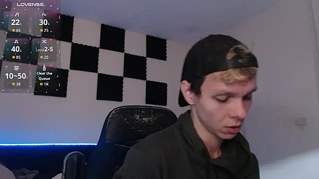 bryamado69 online show from October 11, 2025, 12:39 pm