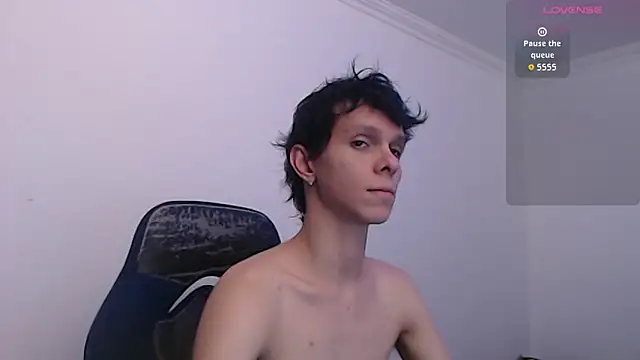bryamado69 online show from May 6, 2026, 5:28 pm