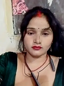 Snapshot of annaya_sweet chatting on April 19, 2026, 7:53 am annaya sweet online show from April 19, 2026, 7:53 am
