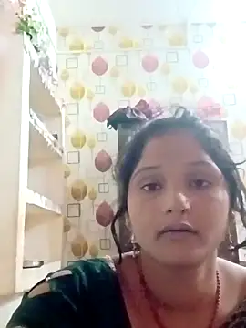Snapshot of annaya_sweet chatting on April 17, 2026, 5:43 am annaya sweet online show from April 17, 2026, 5:43 am