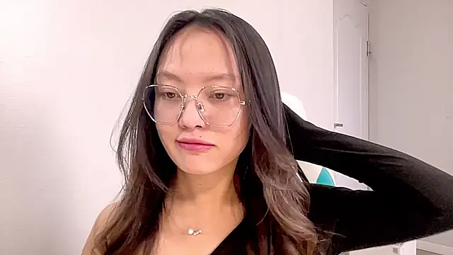 Risalynn online show from January 18, 2025, 6:34 am