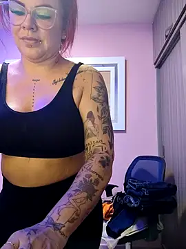 KAROL MILF online show from October 26, 2025, 8:53 pm