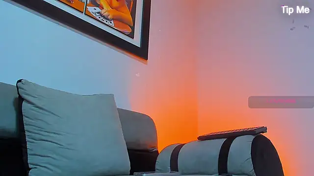 MAXIMUS MASTE3 online show from October 22, 2025, 9:57 pm