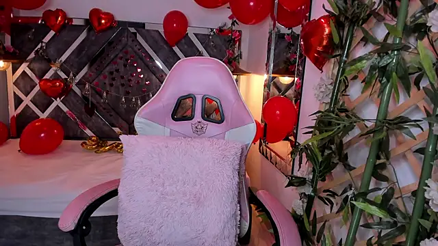 Snapshot of Nanachi_Cook chatting on February 2, 2025, 8:41 pm Nanachi Cook online show from February 2, 2025, 8:41 pm