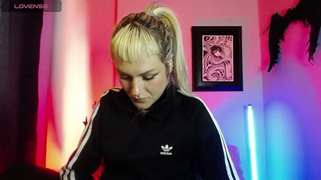 Snapshot of kim_jeins11 chatting on September 17, 2025, 8:55 pm kim jeins11 online show from September 17, 2025, 8:55 pm