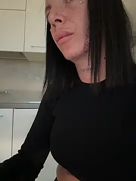 Snapshot of cicciolina chatting on November 23, 2025, 1:43 pm cicciolina online show from November 23, 2025, 1:43 pm