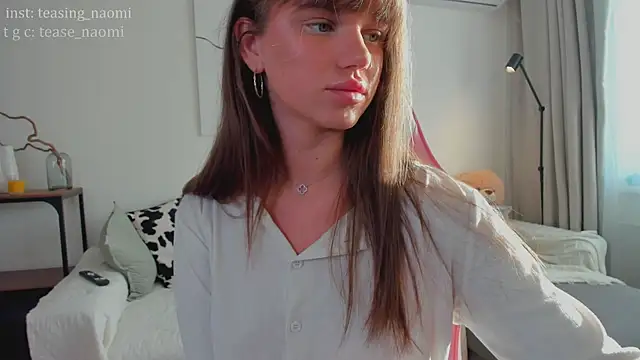 Snapshot of aesthetics__tease chatting on April 2, 2026, 1:13 am aesthetics tease online show from April 2, 2026, 1:13 am