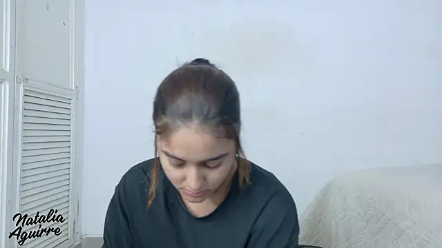 natalia aguirre1 online show from February 7, 2026, 12:02 pm