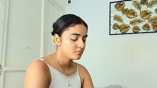 Snapshot of natalia_aguirre1 chatting on September 22, 2025, 1:28 pm natalia aguirre1 online show from September 22, 2025, 1:28 pm