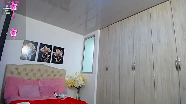 Snapshot of abigail_f00x chatting on April 20, 2026, 12:41 pm abigail f00x online show from April 20, 2026, 12:41 pm