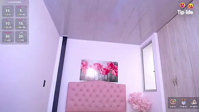 abigail f00x online show from October 6, 2025, 12:39 pm