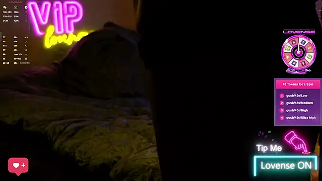 Snapshot of coupleofficial chatting on March 11, 2025, 10:42 pm coupleofficial online show from March 11, 2025, 10:42 pm