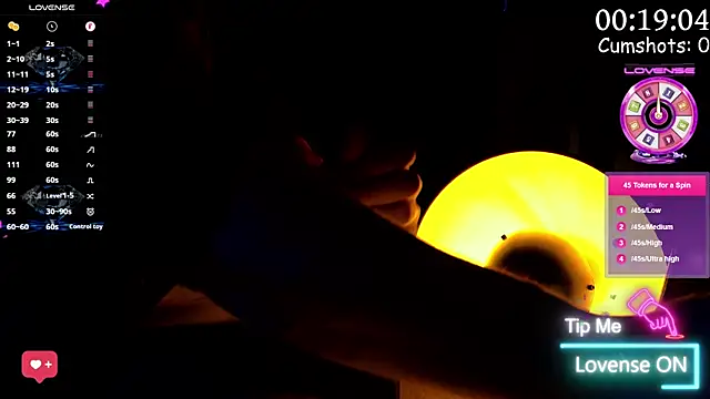 Snapshot of coupleofficial chatting on February 23, 2025, 10:20 pm coupleofficial online show from February 23, 2025, 10:20 pm