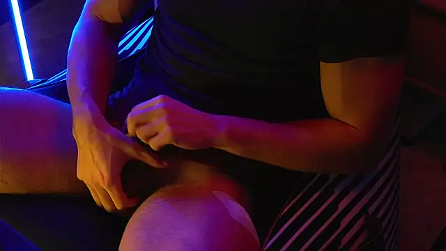 Snapshot of coupleofficial chatting on January 12, 2025, 8:25 pm coupleofficial online show from January 12, 2025, 8:25 pm